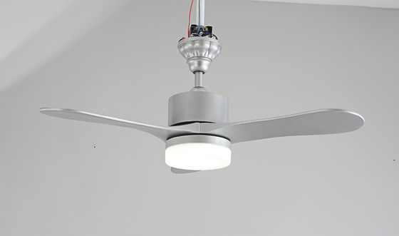 Quạt trần đèn LED có thể điều chỉnh độ sáng 42 inch Màu bạc Điều khiển từ xa Treo gắn