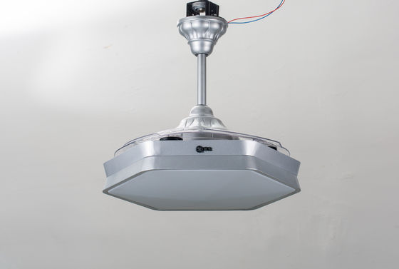 Tốc độ nhanh EMC Đèn quạt trần có thể thu vào 42 &quot;có thể điều chỉnh độ sáng với lưỡi cắt có thể thu gọn