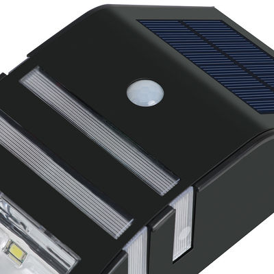 Cảm biến năng lượng mặt trời LED 120LM màu đen Đèn tường ngoài trời 8-10 giờ Thời gian làm việc